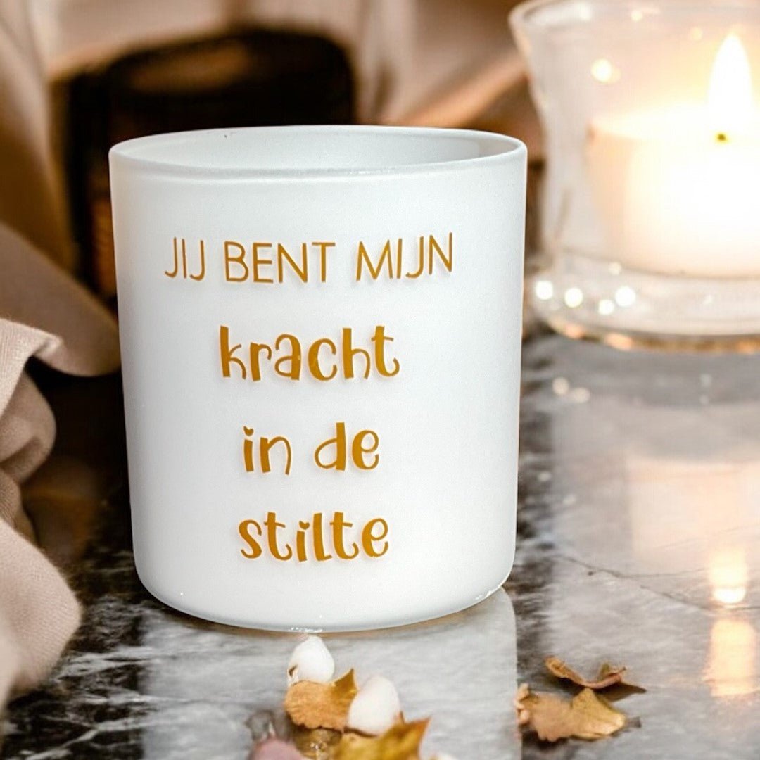 Louelle kaars | Kracht in de stilte | LouBelle