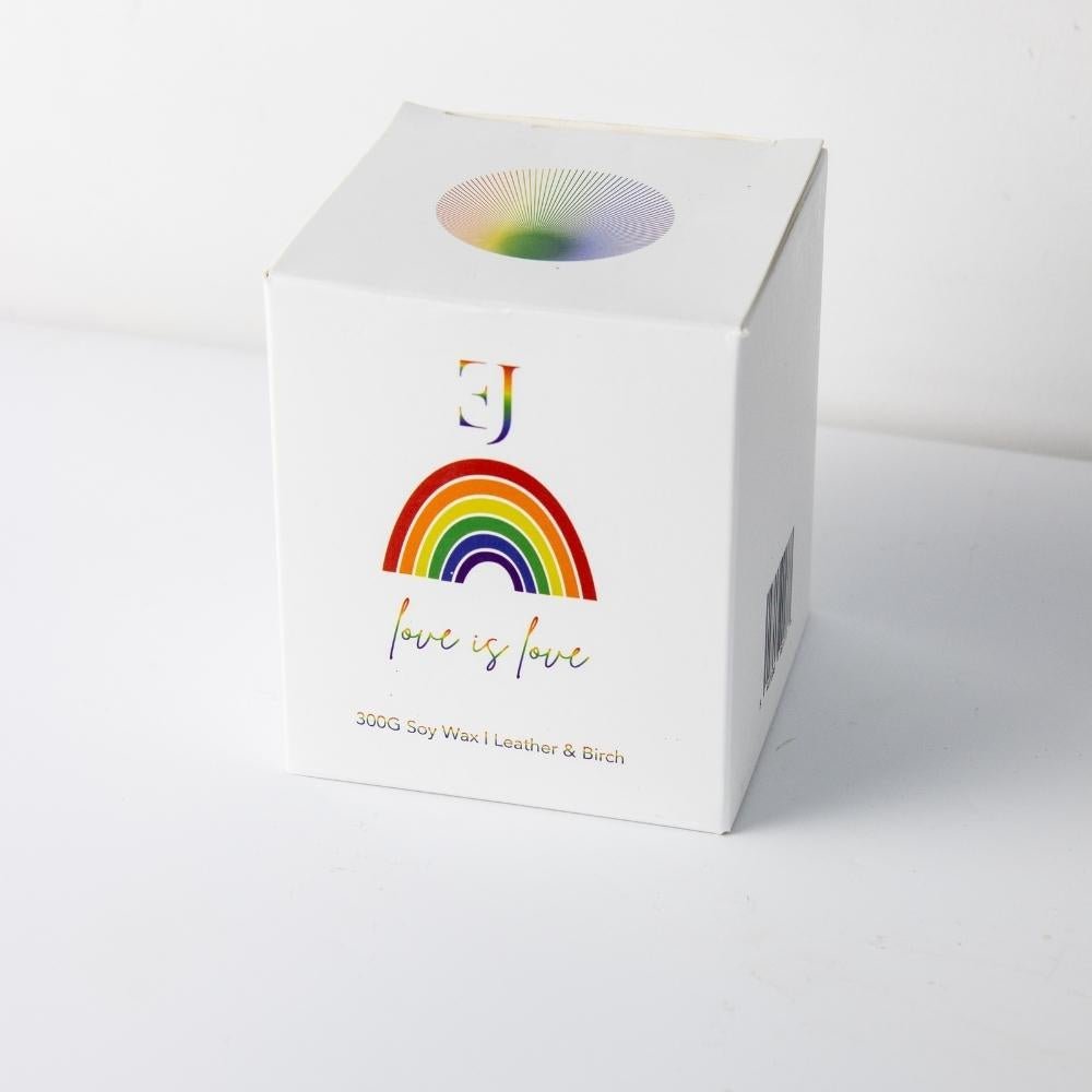 Regenboogkaars - Hoop, Troost en Kleur | LouBelle | Handgemaakte geurkaarsen